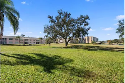 4220 Pinebrook Circle #10, Bradenton, FL 34209 - Photo 33