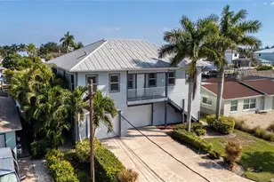 12304 Boat Shell Dr, Matlacha Isles, FL 33991 - Photo 3