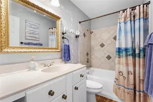 1143 Longfellow Rd, Sarasota, FL 34243 - Photo 9