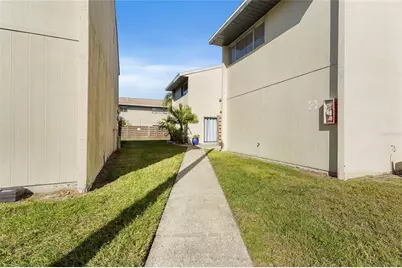 1143 Longfellow Road, Sarasota, FL 34243 - Photo 17