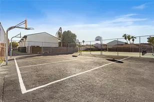 1143 Longfellow Rd, Sarasota, FL 34243 - Photo 51