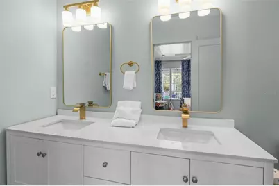 26 Seaside Court, Holmes Beach, FL 34217 - Photo 19