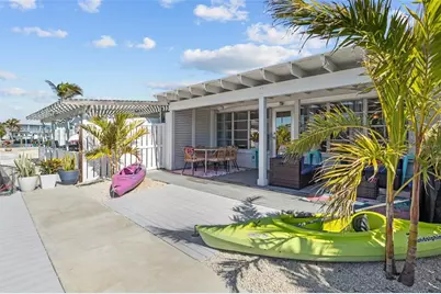 26 Seaside Court, Holmes Beach, FL 34217 - Photo 27