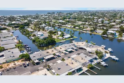 26 Seaside Court, Holmes Beach, FL 34217 - Photo 39