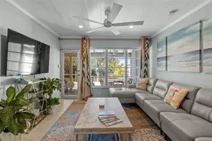 26 Seaside Ct, Holmes Beach, FL 34217 - Photo 3