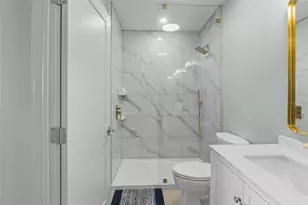 26 Seaside Ct, Holmes Beach, FL 34217 - Photo 25