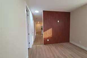 2706 E 17th Ave, Tampa, FL 33605 - Photo 7