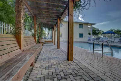 115 Airport Avenue E #3, Venice, FL 34285 - Photo 3