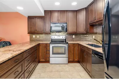 425 30th Avenue W #C112, Bradenton, FL 34205 - Photo 35