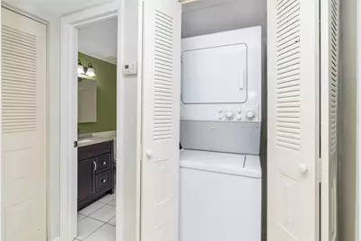 425 30th Avenue W #C112, Bradenton, FL 34205 - Photo 33