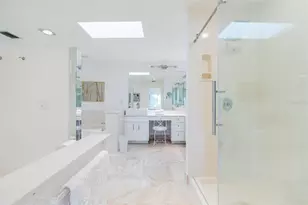 402 Devonshire Ln, Venice, FL 34293 - Photo 21