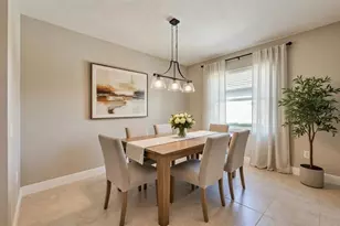 8023 Sandstar Wy, Sarasota, FL 34240 - Photo 11