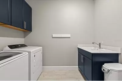 5576 Silverside Pine Court, Lakewood Ranch, FL 34211 - Photo 39