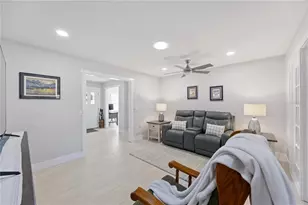 4388 Pasadena Cir, Sarasota, FL 34233 - Photo 31