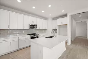 9500 Lunar Dove Dr, Sarasota, FL 34240 - Photo 3