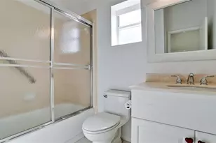 836 Waterside Ln, Bradenton, FL 34209 - Photo 31