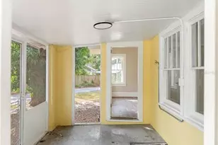 1715 6th Ave W, Bradenton, FL 34205 - Photo 49