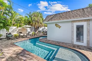 1123 Crescent St, Sarasota, FL 34242 - Photo 47