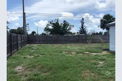 1395 Sharlo Lane, Englewood, FL 34224 - Photo 9