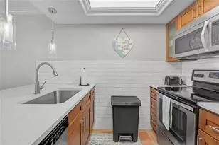 8750 Midnight Pass Rd, Sarasota, FL 34242 - Photo 7