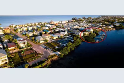 2512 Avenue A, Bradenton Beach, FL 34217 - Photo 13