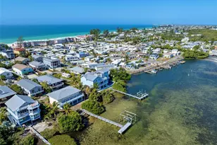 2512 Ave A, Bradenton Beach, FL 34217 - Photo 31