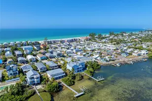 2512 Ave A, Bradenton Beach, FL 34217 - Photo 13