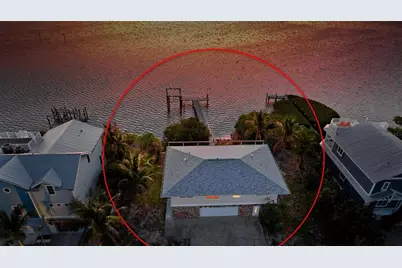 2512 Avenue A, Bradenton Beach, FL 34217 - Photo 19
