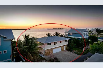 2512 Avenue A, Bradenton Beach, FL 34217 - Photo 13