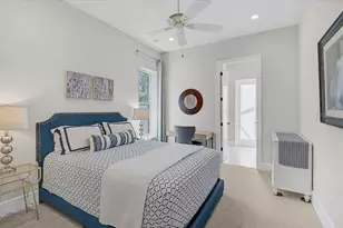 960 Highland Cir, Nokomis, FL 34275 - Photo 23