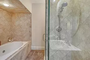 33 Bishopscourt Rd, Osprey, FL 34229 - Photo 29