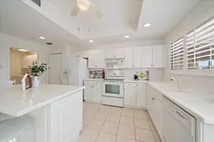 6318 Grand Oak Cir, Bradenton, FL 34203 - Photo 13