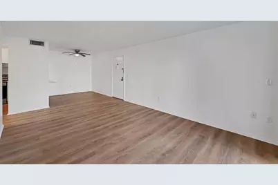 3231 Beneva Road #103, Sarasota, FL 34232 - Photo 3