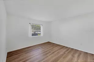 3231 Beneva Rd, Sarasota, FL 34232 - Photo 13