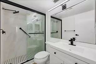 3231 Beneva Rd, Sarasota, FL 34232 - Photo 15