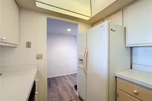 6415 Midnight Pass Rd, Sarasota, FL 34242 - Photo 7