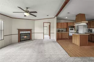 420 49th Street E, Palmetto, FL 34221 - Photo 11