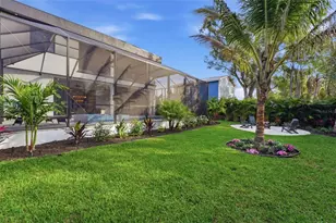 2450 Hawthorne St, Sarasota, FL 34239 - Photo 57