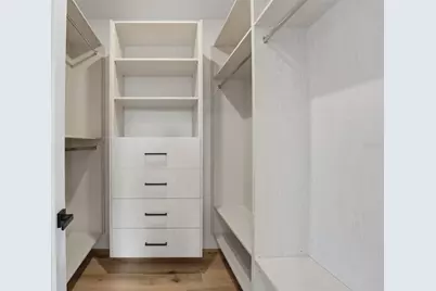 2450 Hawthorne Street, Sarasota, FL 34239 - Photo 35