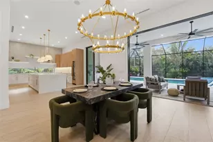 2450 Hawthorne St, Sarasota, FL 34239 - Photo 5