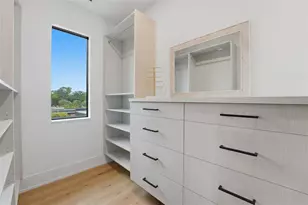 2450 Hawthorne St, Sarasota, FL 34239 - Photo 29