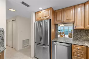 4310 Falmouth Dr, Longboat Key, FL 34228 - Photo 13