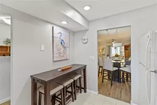 3873 Lake Bayshore Dr, Bradenton, FL 34205 - Photo 5