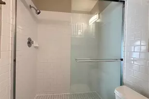 2701 Hidden Lake Dr N, Sarasota, FL 34237 - Photo 13