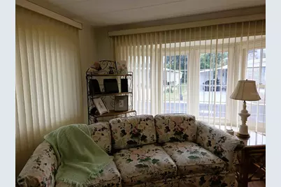 3209 Oakwood Boulevard S, Sarasota, FL 34237 - Photo 15