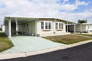 3209 Oakwood Blvd S, Sarasota, FL 34237 - Photo 3