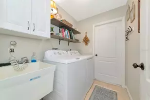 3615 Giblin Dr, North Port, FL 34286 - Photo 9