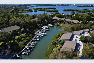 1518 Pelican Point Drive #BA156, Sarasota, FL 34231 - Photo 37