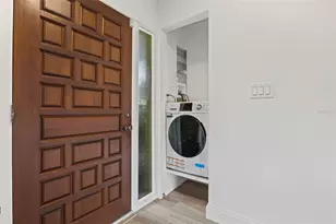 7215 Westmoreland Dr, Sarasota, FL 34243 - Photo 7