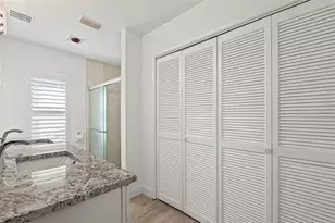 7215 Westmoreland Dr, Sarasota, FL 34243 - Photo 13